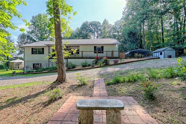 28 Coon Tail Road, Blairsville, GA 30512