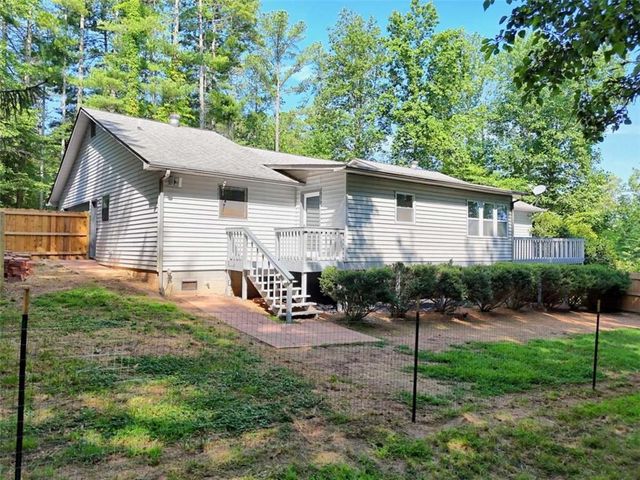 28 Coon Tail Road, Blairsville, GA 30512