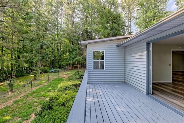 28 Coon Tail Road, Blairsville, GA 30512