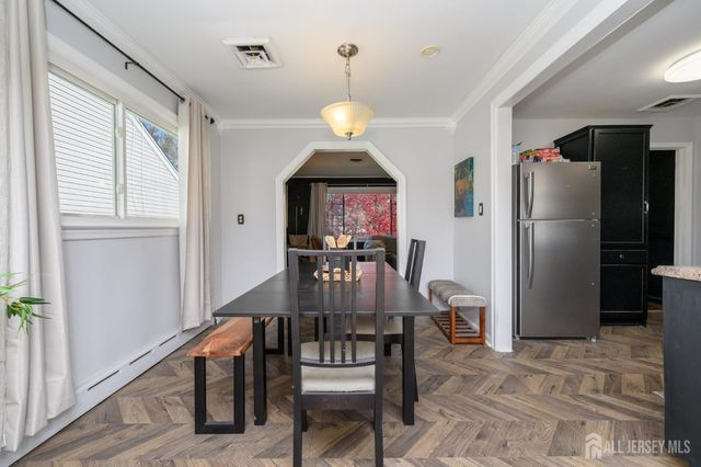 34 N Juliet N Street, Iselin, NJ 08830