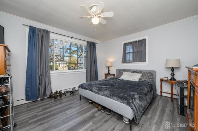 34 N Juliet N Street, Iselin, NJ 08830