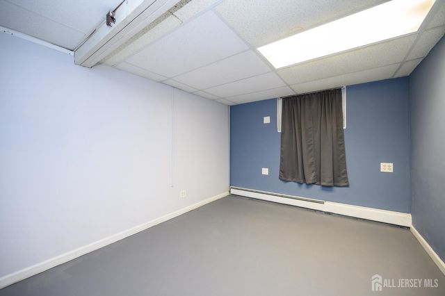 34 N Juliet N Street, Iselin, NJ 08830