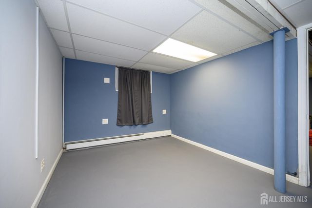 34 N Juliet N Street, Iselin, NJ 08830