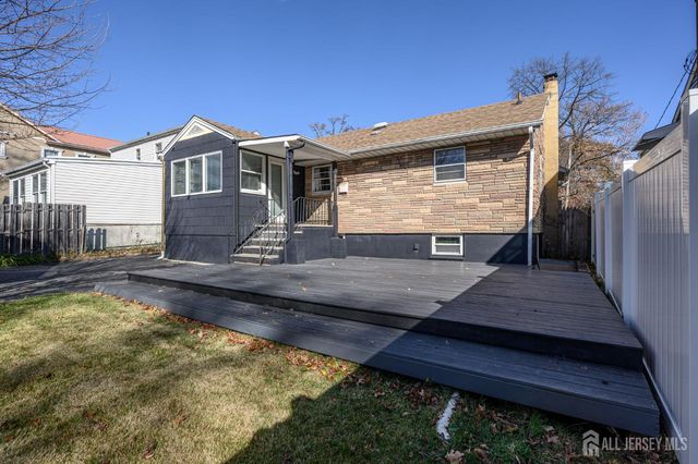 34 N Juliet N Street, Iselin, NJ 08830