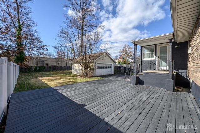 34 N Juliet N Street, Iselin, NJ 08830