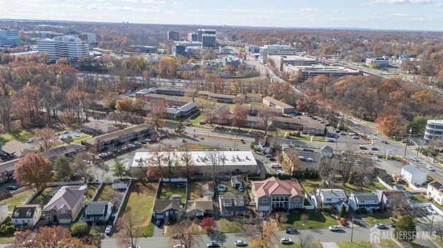 34 N Juliet N Street, Iselin, NJ 08830