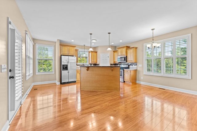 3337 Tarsus Rd, Palmyra, TN 37142