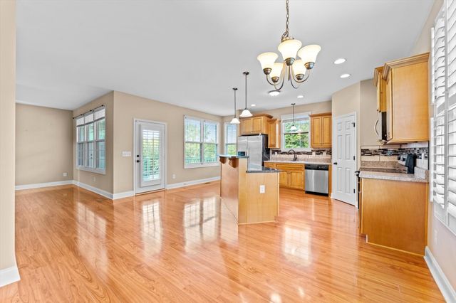 3337 Tarsus Rd, Palmyra, TN 37142