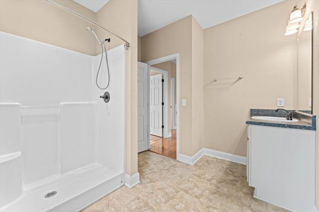 3337 Tarsus Rd, Palmyra, TN 37142