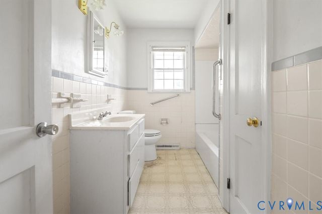 2531 County Dr, Petersburg, VA 23803