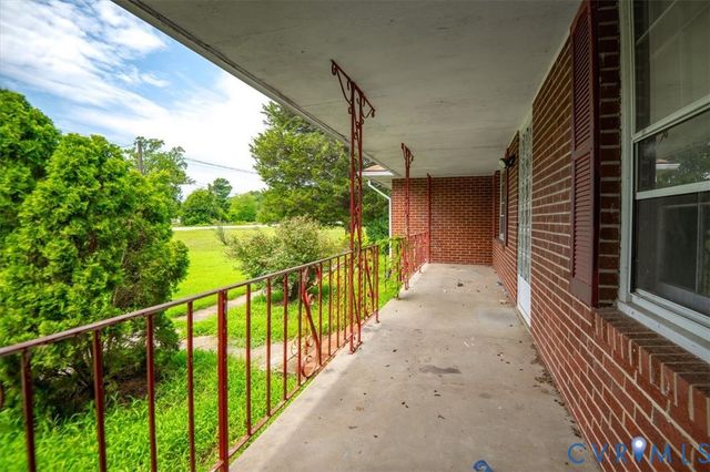2531 County Dr, Petersburg, VA 23803