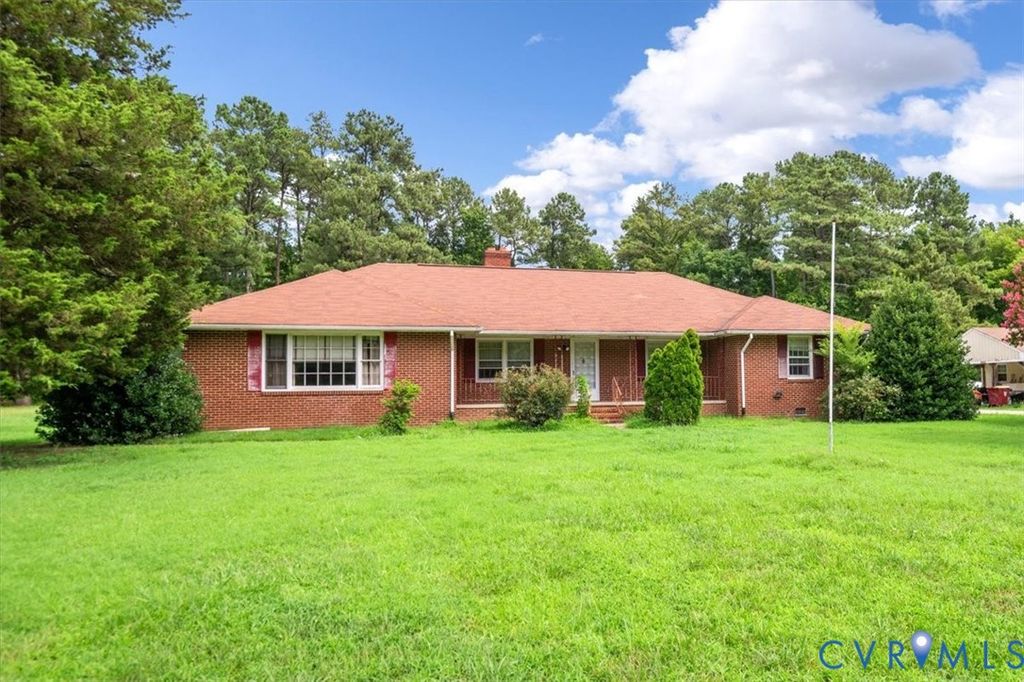 2531 County Dr, Petersburg, VA 23803
