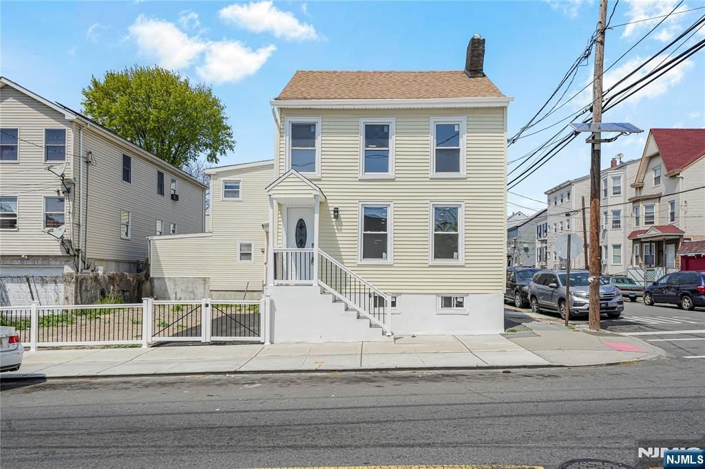 171 20th Avenue, Paterson, NJ 07501