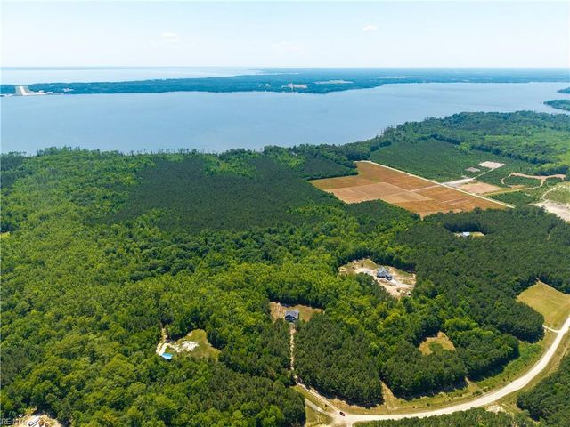 166 Skippers CT, Hertford, NC 27944
