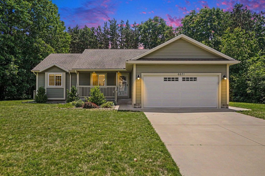 6671 Minard Drive, Egelston Twp, MI 49442