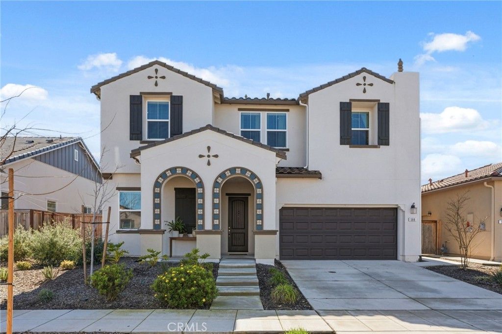 Image 1 of property listing at 588 Overstone Avenue, Madera, CA 93636