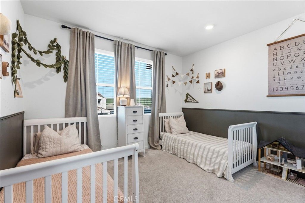 Image 24 of property listing at 588 Overstone Avenue, Madera, CA 93636