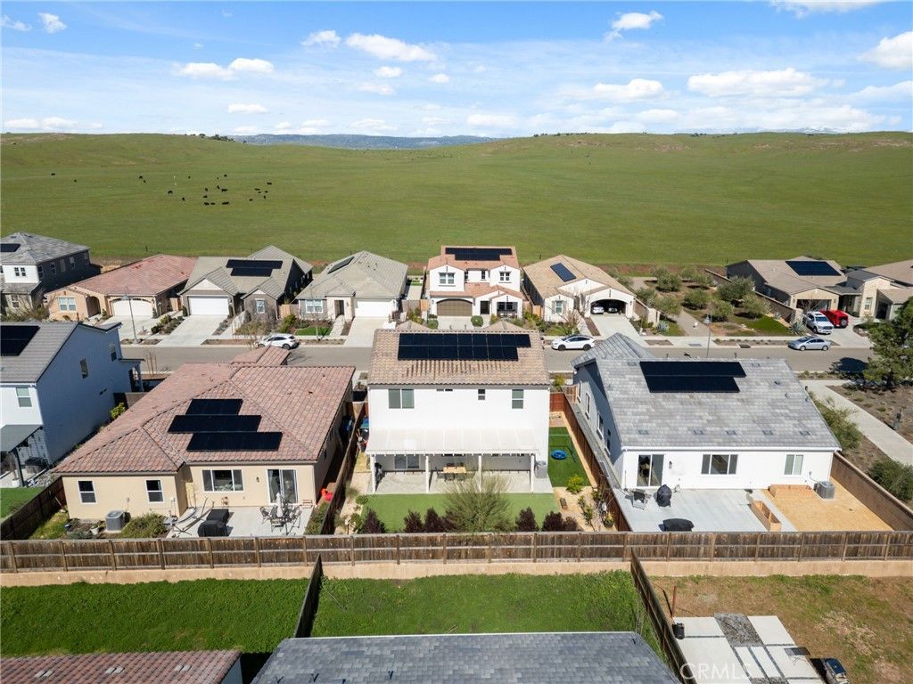 Image 54 of property listing at 588 Overstone Avenue, Madera, CA 93636