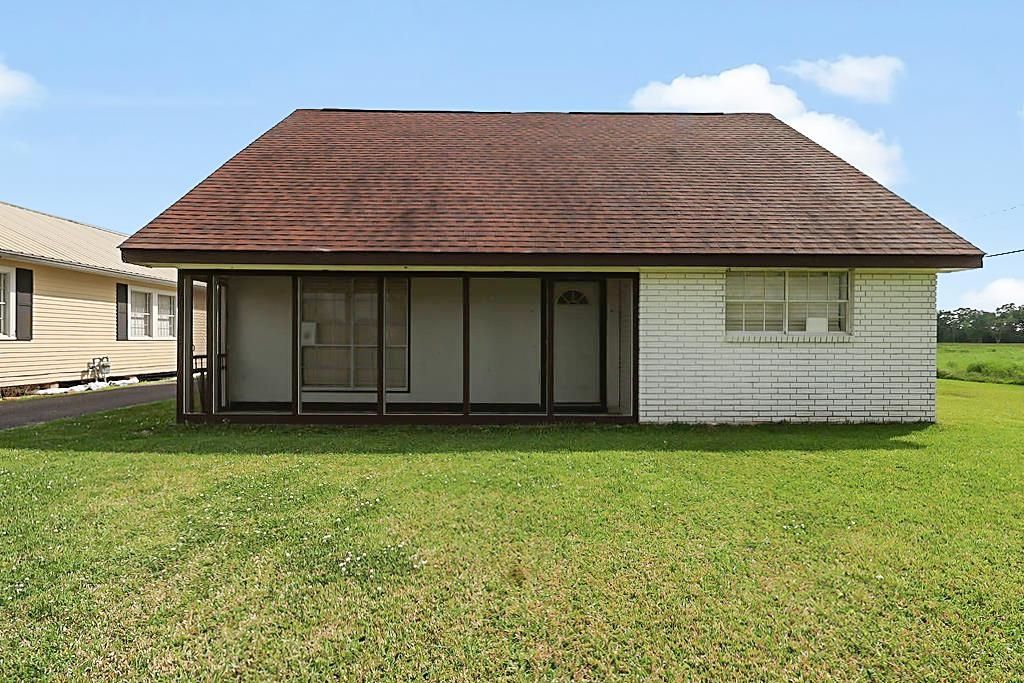 4361 Bayou Black Dr, Houma, LA 70360