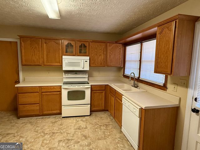 100 Brannan Drive, Stockbridge, GA 30281