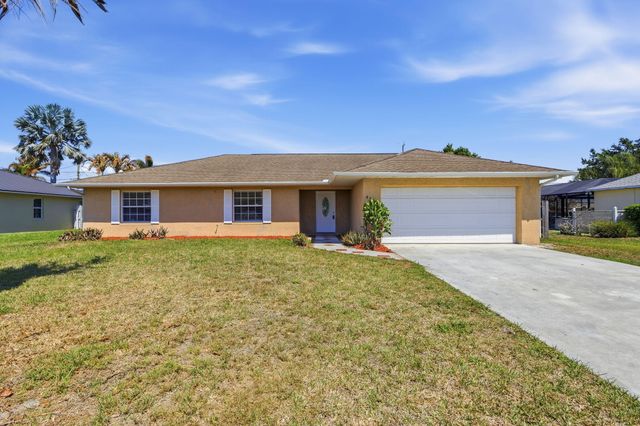 4381 SW Appleseed Road, Port St. Lucie, Port St Lucie, FL 34953