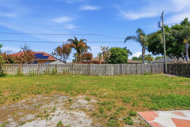 4381 SW Appleseed Road, Port St. Lucie, Port St Lucie, FL 34953