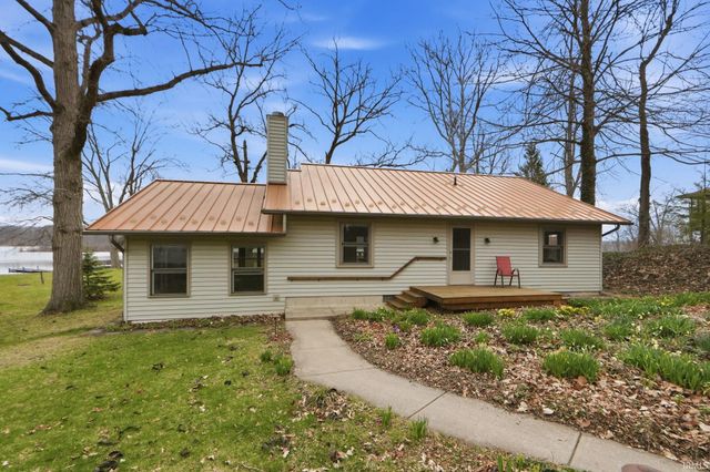 321 E Morsches Road, Columbia City, IN 46725