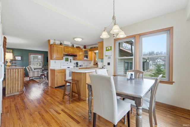 321 E Morsches Road, Columbia City, IN 46725