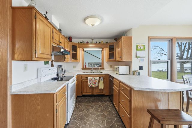 321 E Morsches Road, Columbia City, IN 46725