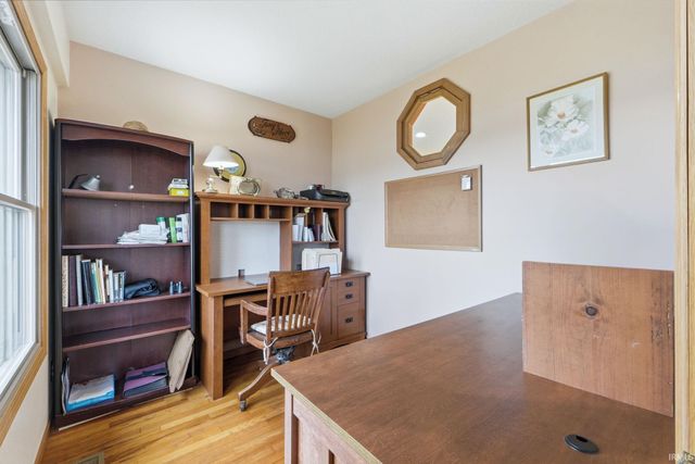 321 E Morsches Road, Columbia City, IN 46725