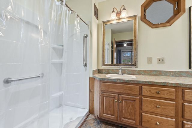 321 E Morsches Road, Columbia City, IN 46725