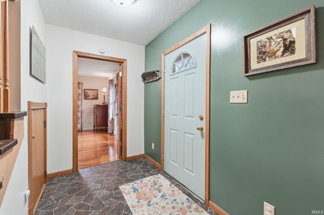 321 E Morsches Road, Columbia City, IN 46725