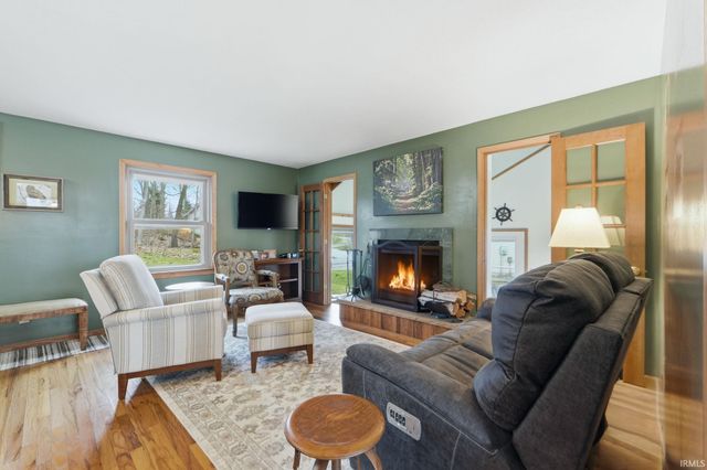 321 E Morsches Road, Columbia City, IN 46725