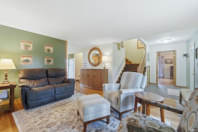 321 E Morsches Road, Columbia City, IN 46725