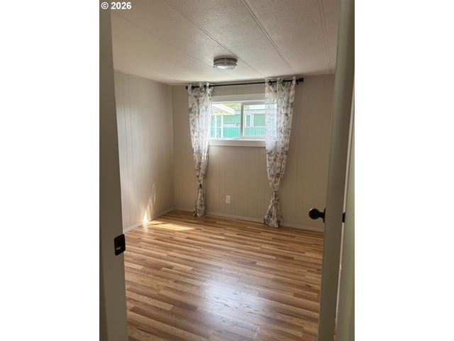 2902 E 2ND St, Newberg, OR 97132