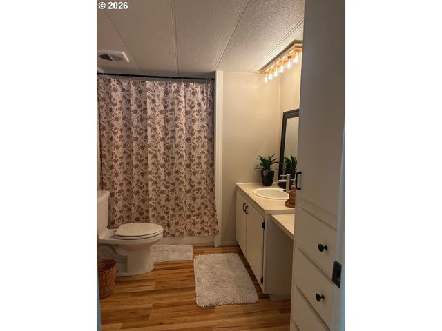 2902 E 2ND St, Newberg, OR 97132