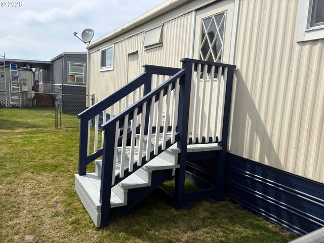 2902 E 2ND St, Newberg, OR 97132