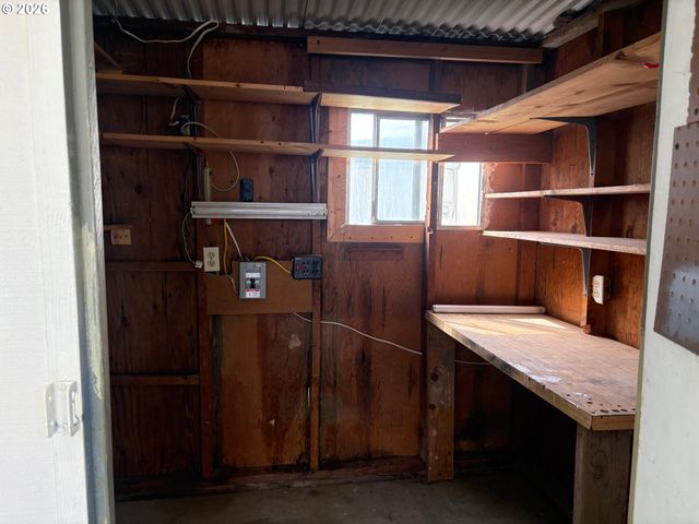 2902 E 2ND St, Newberg, OR 97132
