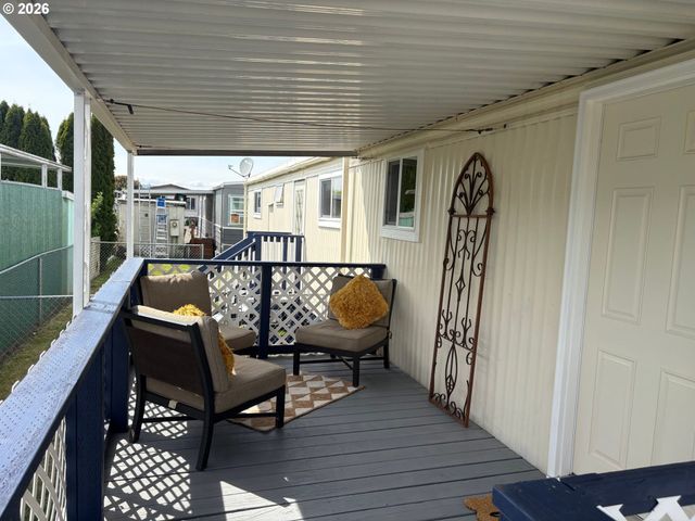 2902 E 2ND St, Newberg, OR 97132