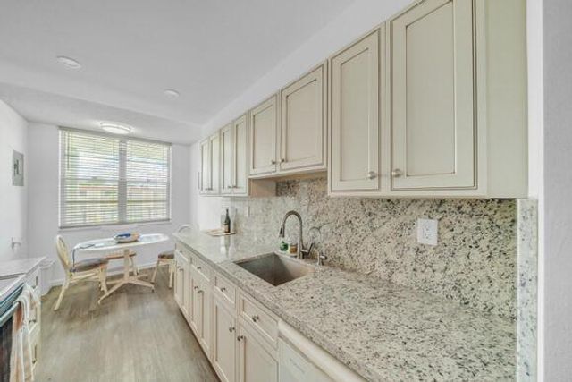 2998 NW 48th Terrace 434, Lauderdale Lakes, FL 33313