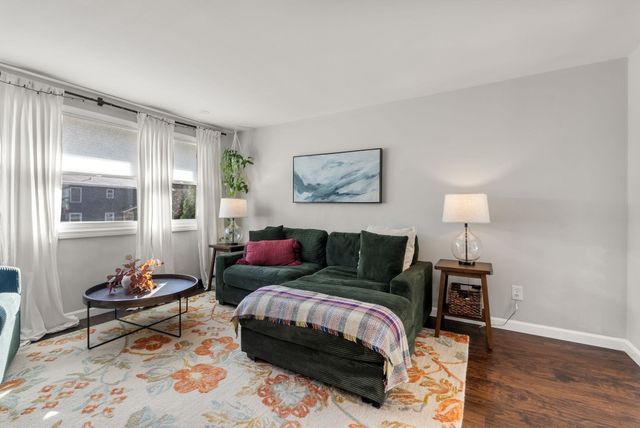 8 Yale St, Groveland, MA 01834