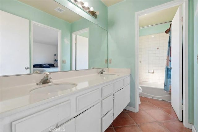 43920 Comstock Avenue, Lancaster, CA 93535