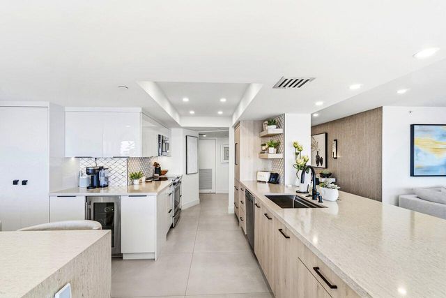 4001 N Ocean Boulevard 907, Boca Raton, FL 33431