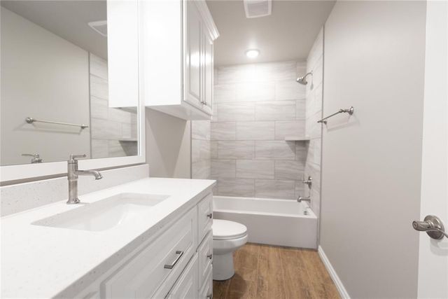 545 Still Meadows, Guthrie, OK 73044