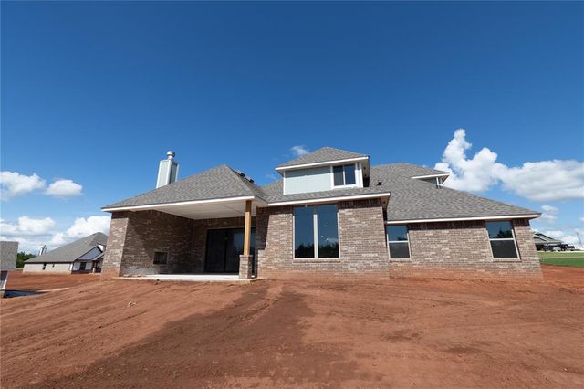545 Still Meadows, Guthrie, OK 73044
