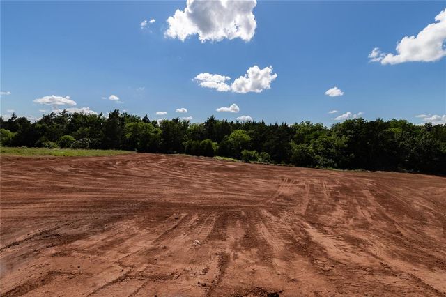 545 Still Meadows, Guthrie, OK 73044