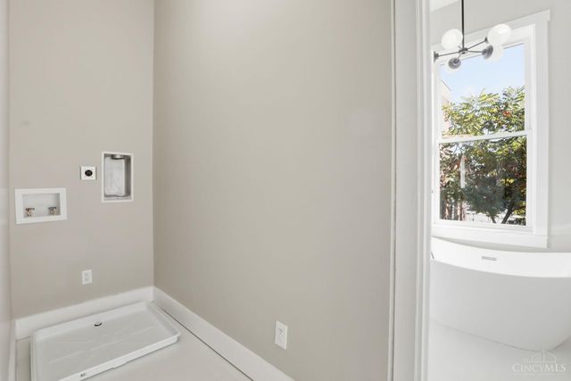 107 Corwine Street, Cincinnati, OH 45202