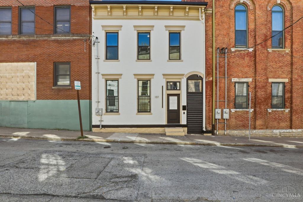 107 Corwine Street, Cincinnati, OH 45202