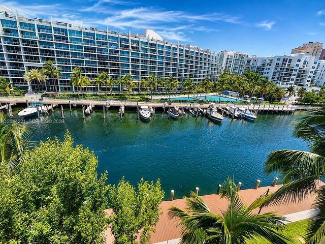 3001 NE 185th St 515, Aventura, FL 33180