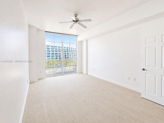 3001 NE 185th St 515, Aventura, FL 33180
